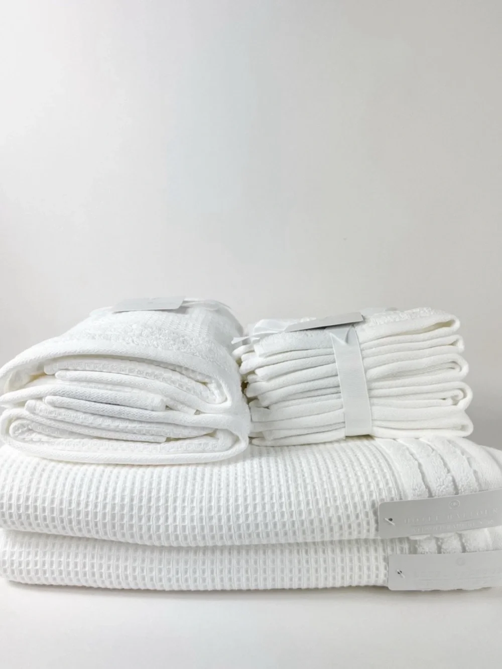 Hotel Balfour Spa/ waffle Towel set.